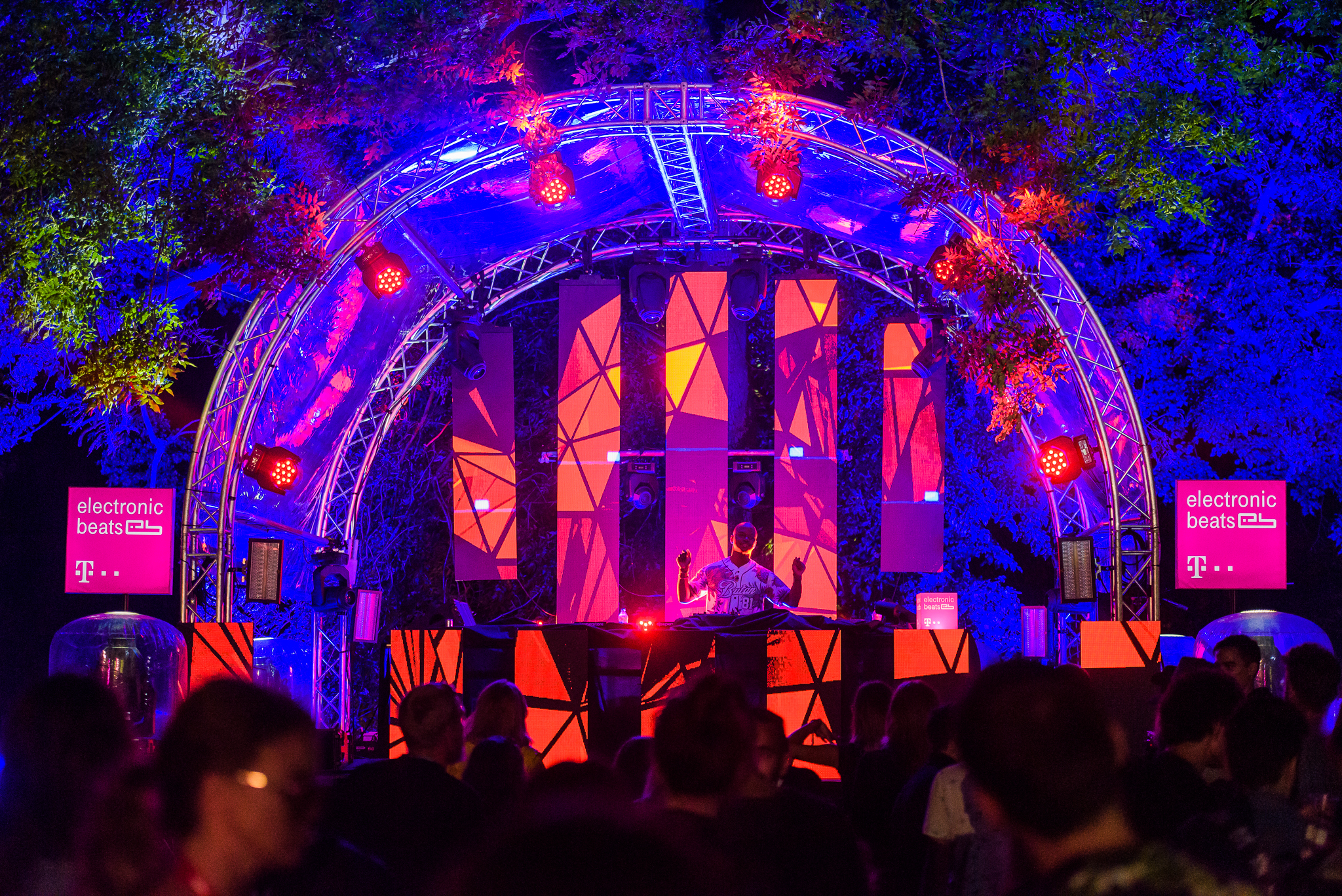 Vezi o galerie de imagini și câteva înregistrări video cu momente memorabile de la Awake Festival ? Vlad Cupşa