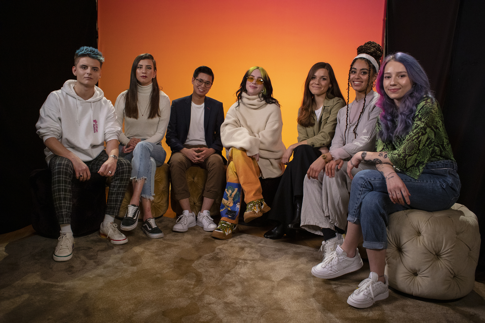 Billie Eilish cu gașca